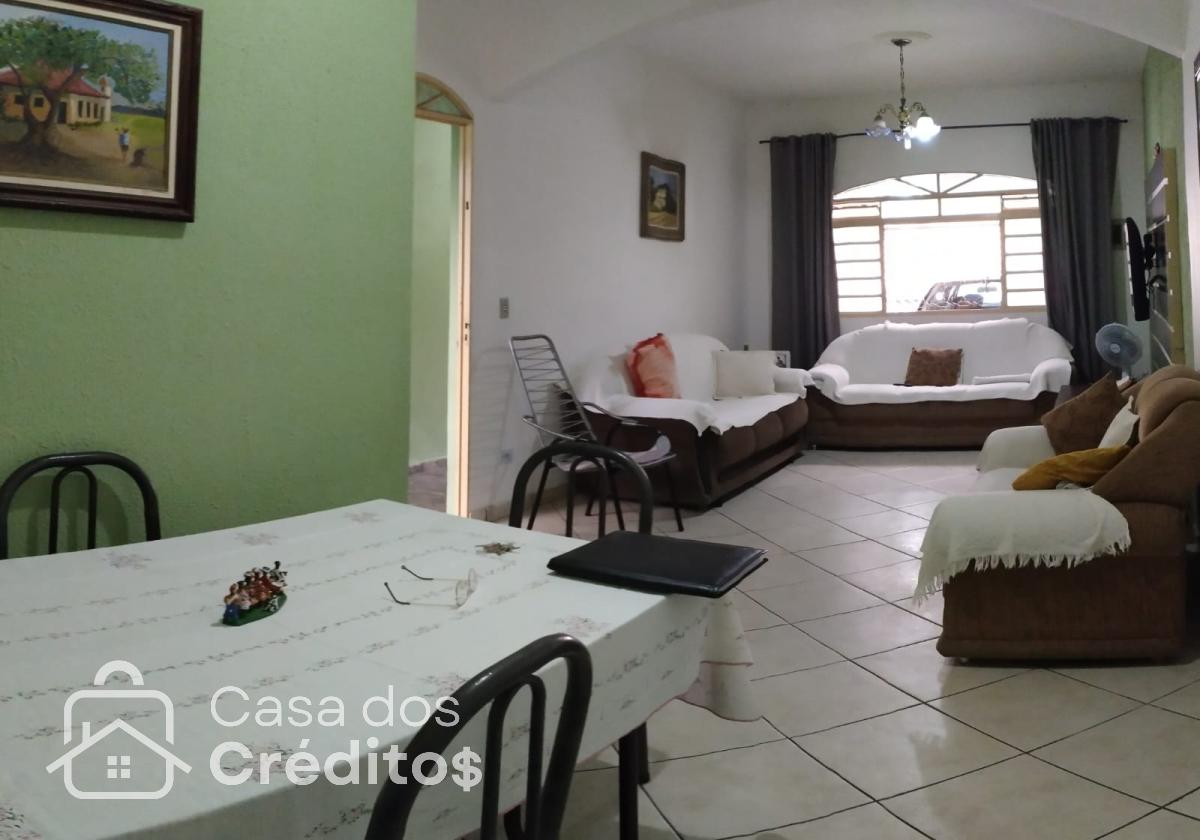 Sobrado à venda em São José dos Campos, Jardim Torrão de Ouro, com 3 quartos, 165m² - Marcos Cesar O. da Silva